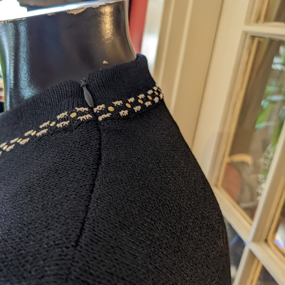 Beautiful St John Sport sweater set - Picture 10 of 16